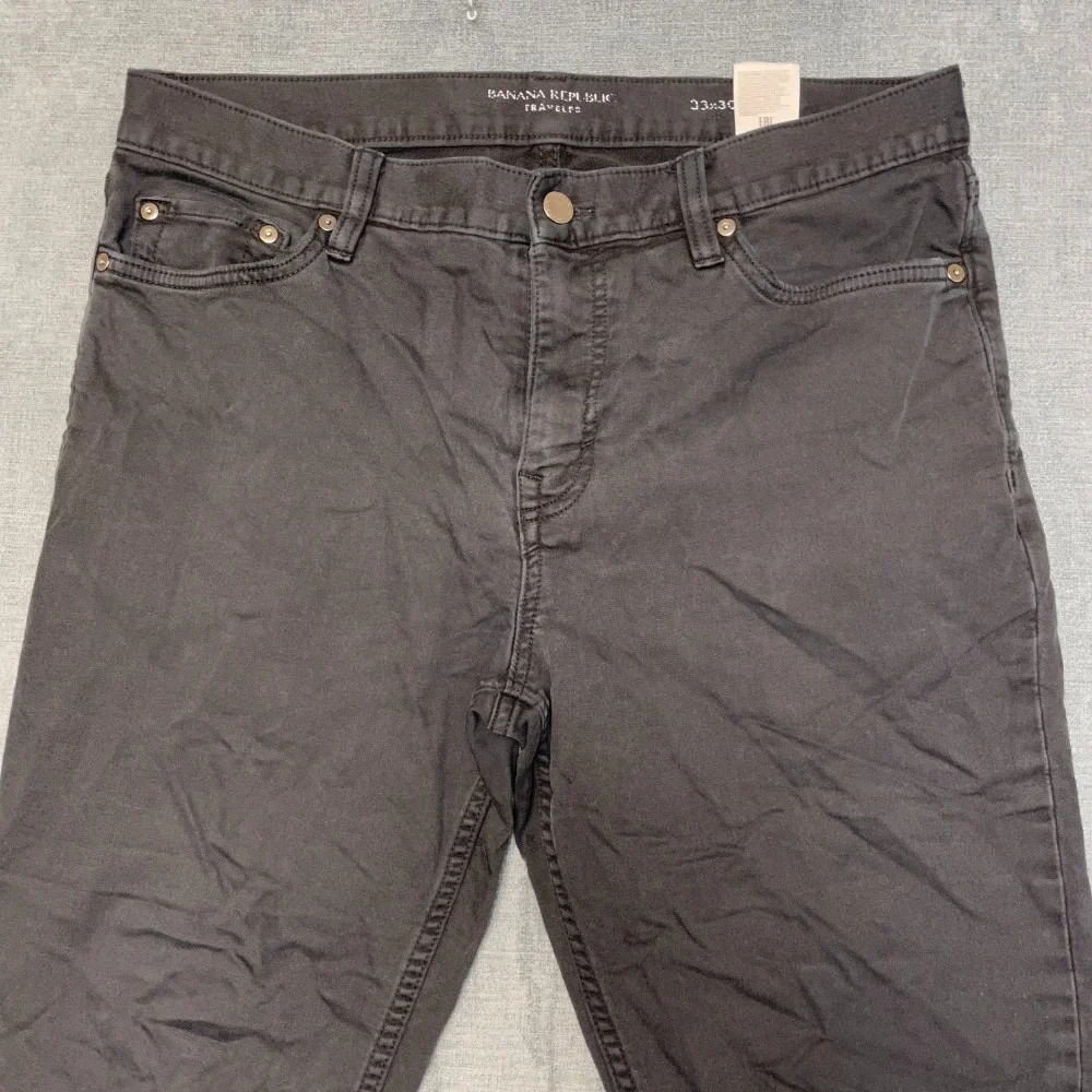 Banana Republic Traveler Pant Mens 33x30 Black Cotton Straight Zip Fly Mid Rise